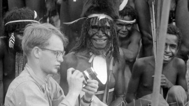 Dünyayı Yöneten Ailenin(!), Yamyamlar Tarafından Öldürüldüğü Söylenen Üyesi: Michael Rockefeller