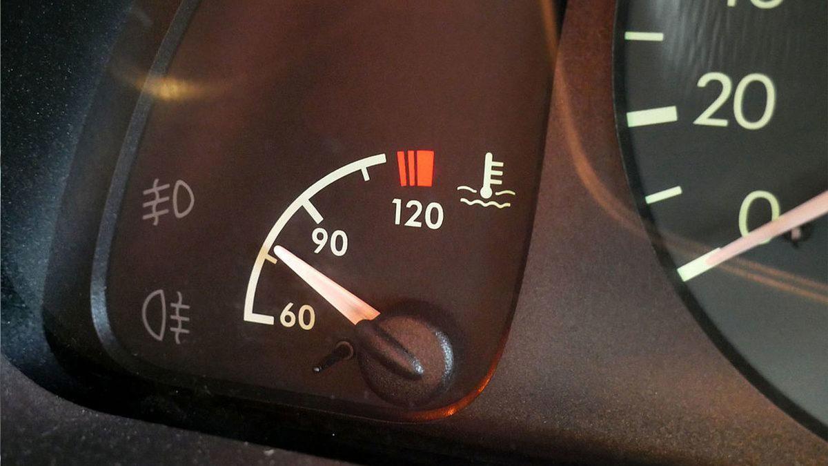 Arabalarda Yer Alan ’Hararet Göstergesi’ Nedir, Neden Yüksek Olur, Ne Yapmak Gerekir?