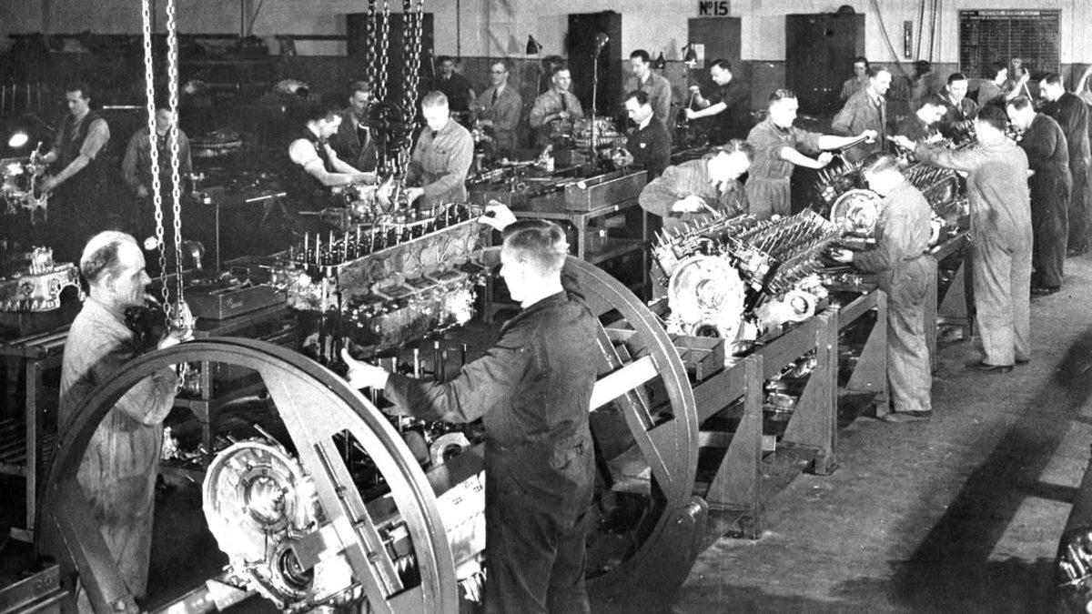 Demircilikten Yapay Zekaya Sanayi Mücadelesi: Otomasyon Nedir, Dünyayı Nasıl Değiştirdi?