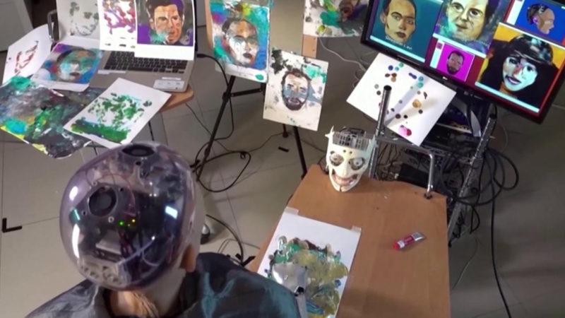 Tarihin Vatandaşlık Verilen İlk Robotu Sophia, Çizdiği Tabloyu NFT ile 5,5 Milyon TL’ye Sattı
