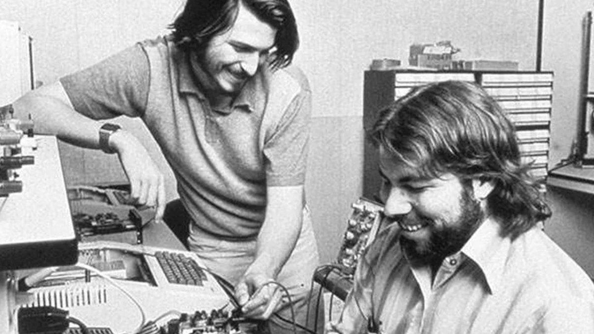 Steve Wozniak İmzalı Çalışır Durumdaki Apple-1 Açık Artırmayla Satıldı: Ucuza Gitti(!)