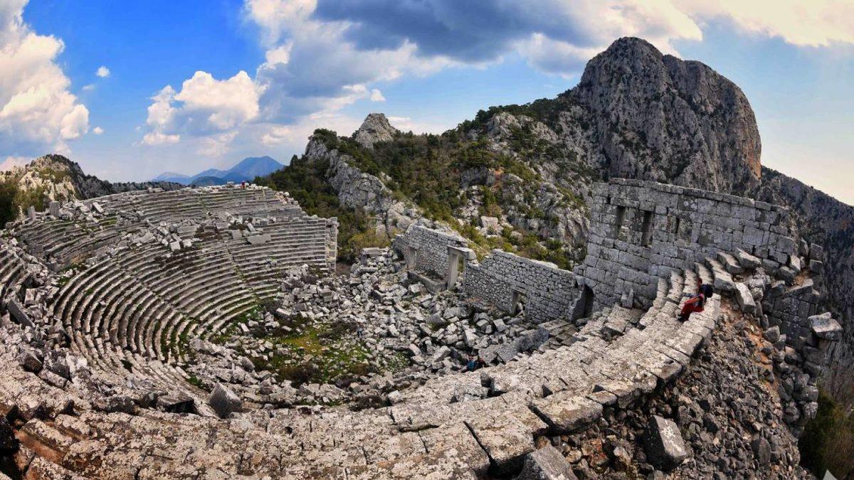 Türkiye’nin Dört Bir Yanında Bulunan, Adı Çok Duyulmamış Binlerce Yıllık 25 Antik Kent
