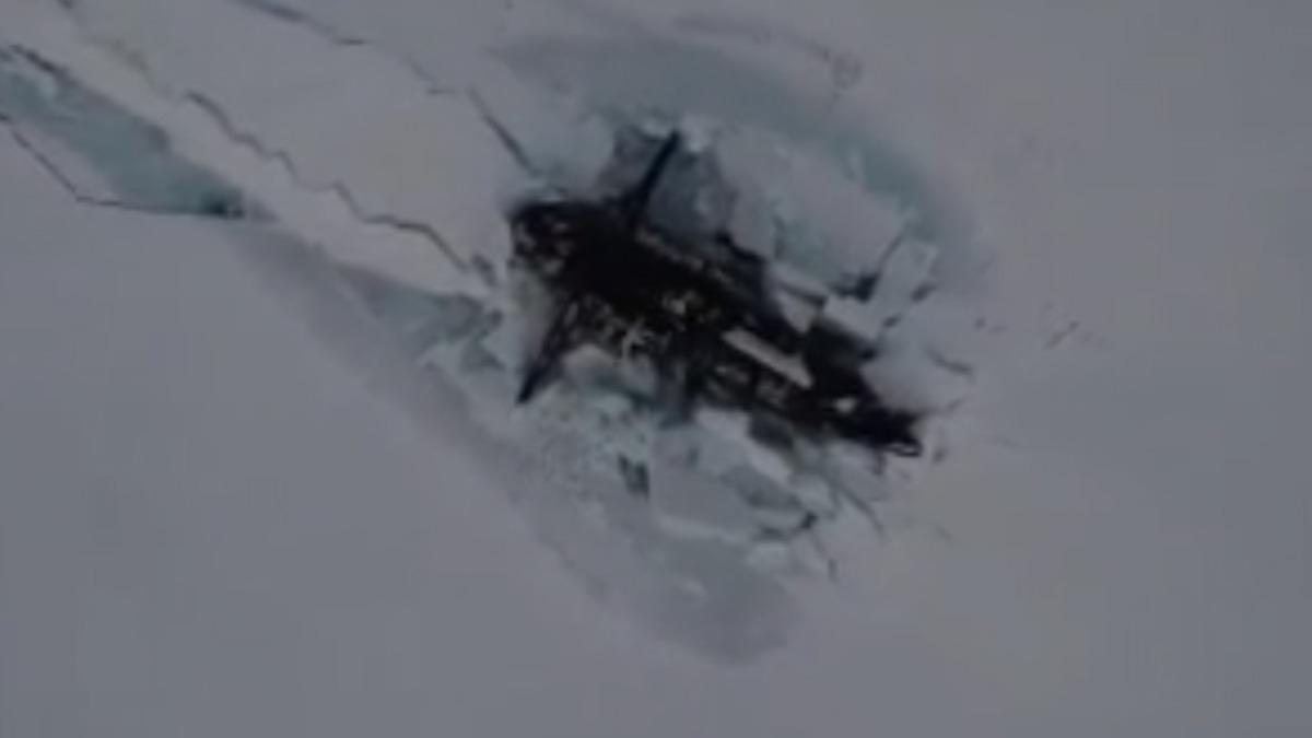 3 Rus Nükleer Denizaltı, Tarihte İlk Kez Eş Zamanlı Olarak Su Yüzüne Çıktı