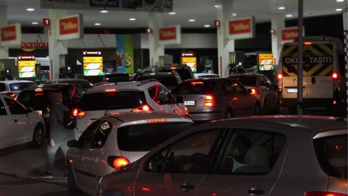 Cumhurbaşkanı Erdoğan’dan Akaryakıt Fiyatları Hakkında Açıklama: Keşke Ülkemizin Her Yerinden Petrol Fışkırsa