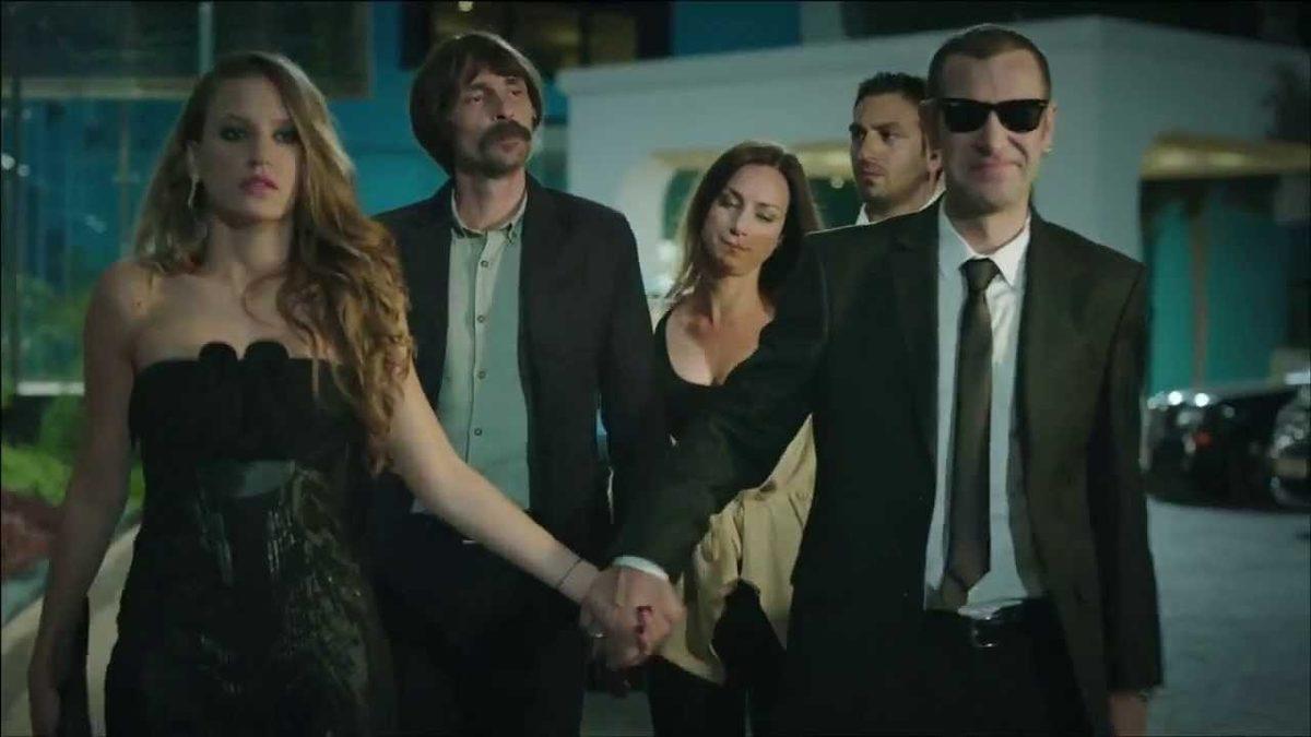 Başarılı Oyuncu Serenay Sarıkaya’nın Rol Aldığı En İyi Film ve Diziler