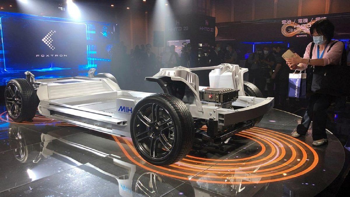 iPhone Üreticisi Foxconn, Elektrikli Otomobil Sektöründe ’Fabrikasız Üretim’ Dönemini Başlatıyor