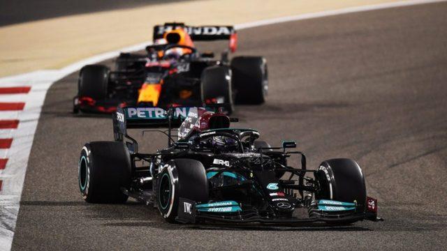 Formula 1’de 2021 Yılının İlk Yarışını Rekor Kıran Hamilton Kazandı