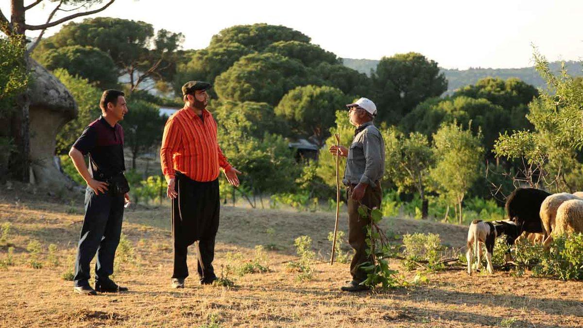 Recep İvedik 7’den İlk Görüntüler Paylaşıldı: Kenya’dan Köye Dönüyor!