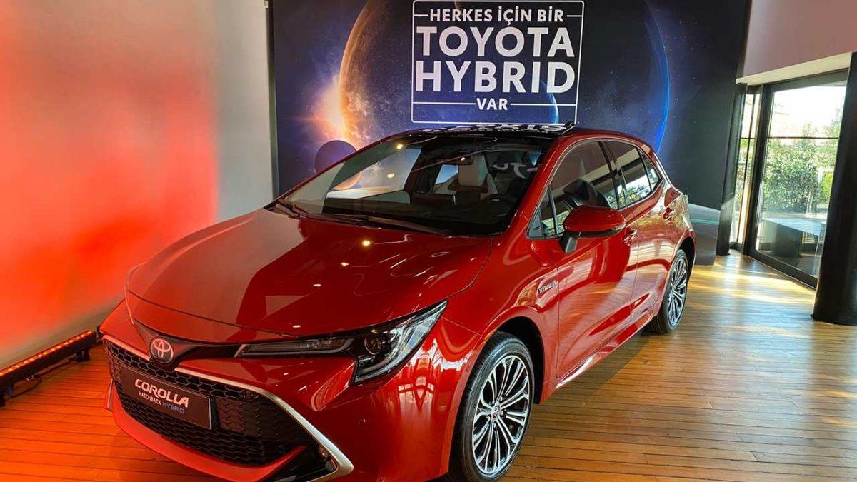 Sıfır Otomobillere ’Kur’ Zammı Yolda (İkinci Elde de Fiyatlar Artmaya Başladı)