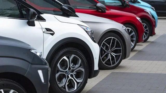 Sıfır Otomobillere ’Kur’ Zammı Yolda (İkinci Elde de Fiyatlar Artmaya Başladı)