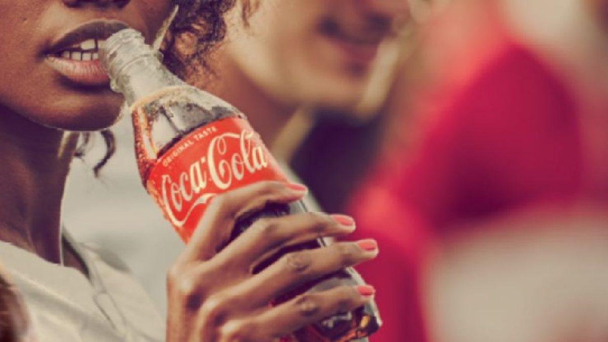 1 Kutu Kola İçtikten Sonraki İlk 1 Saatte  Vücudumuzda Neler Gerçekleşiyor?