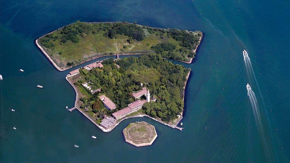 Ziyaret Etmenin Yasak Olduğu, Binlerce İnsana Mezar Olan ’Hayaletli Ada’ Poveglia’nın Gerçek Hikayesi