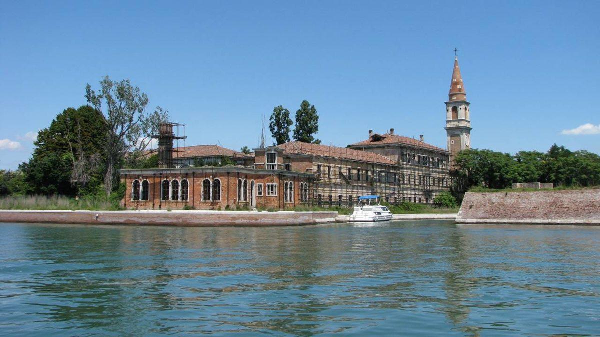 Ziyaret Etmenin Yasak Olduğu, Binlerce İnsana Mezar Olan ’Hayaletli Ada’ Poveglia’nın Gerçek Hikayesi