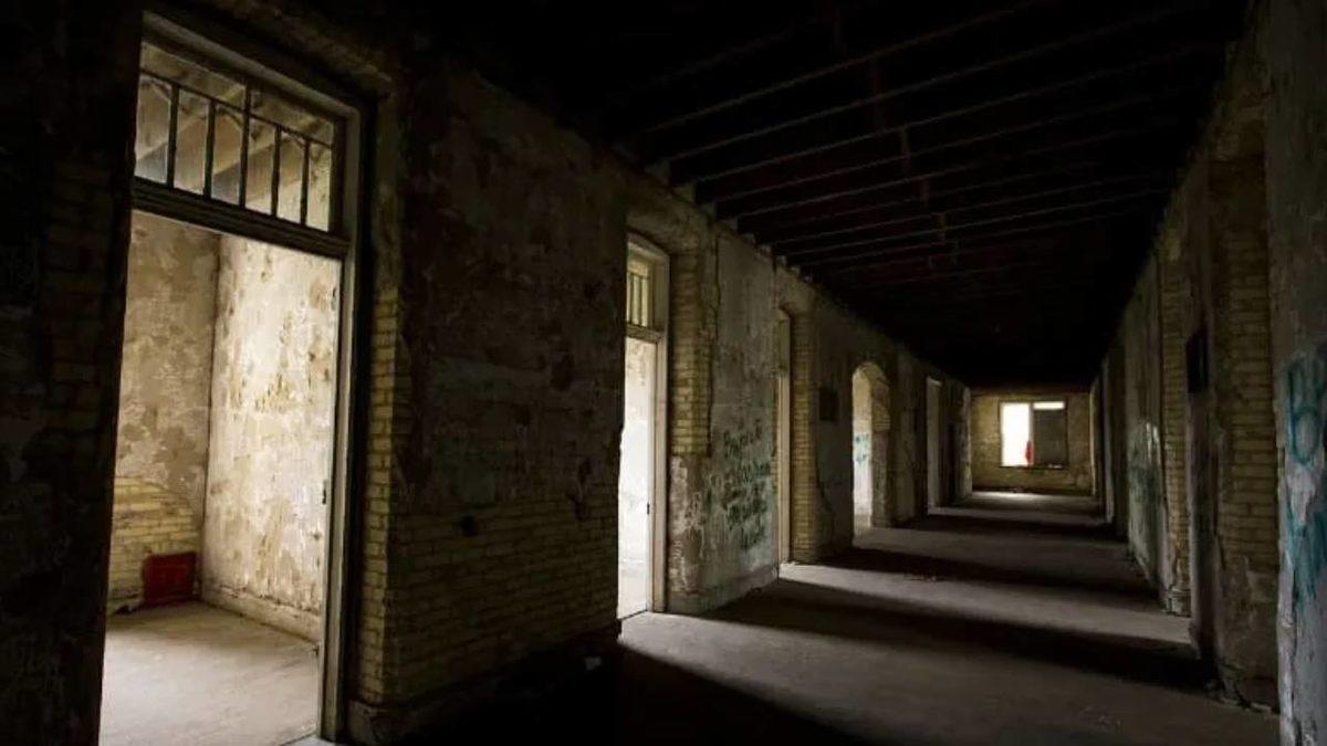 Ziyaret Etmenin Yasak Olduğu, Binlerce İnsana Mezar Olan ’Hayaletli Ada’ Poveglia’nın Gerçek Hikayesi