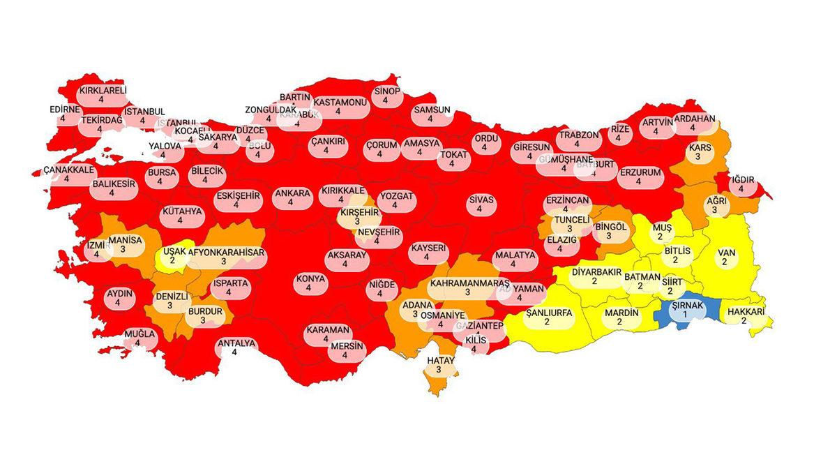 Cumhurbaşkanı Erdoğan Yeni Kısıtlamaları Açıkladı: Kırmızı İllerde Hafta Sonu Yasağı Geri Geldi
