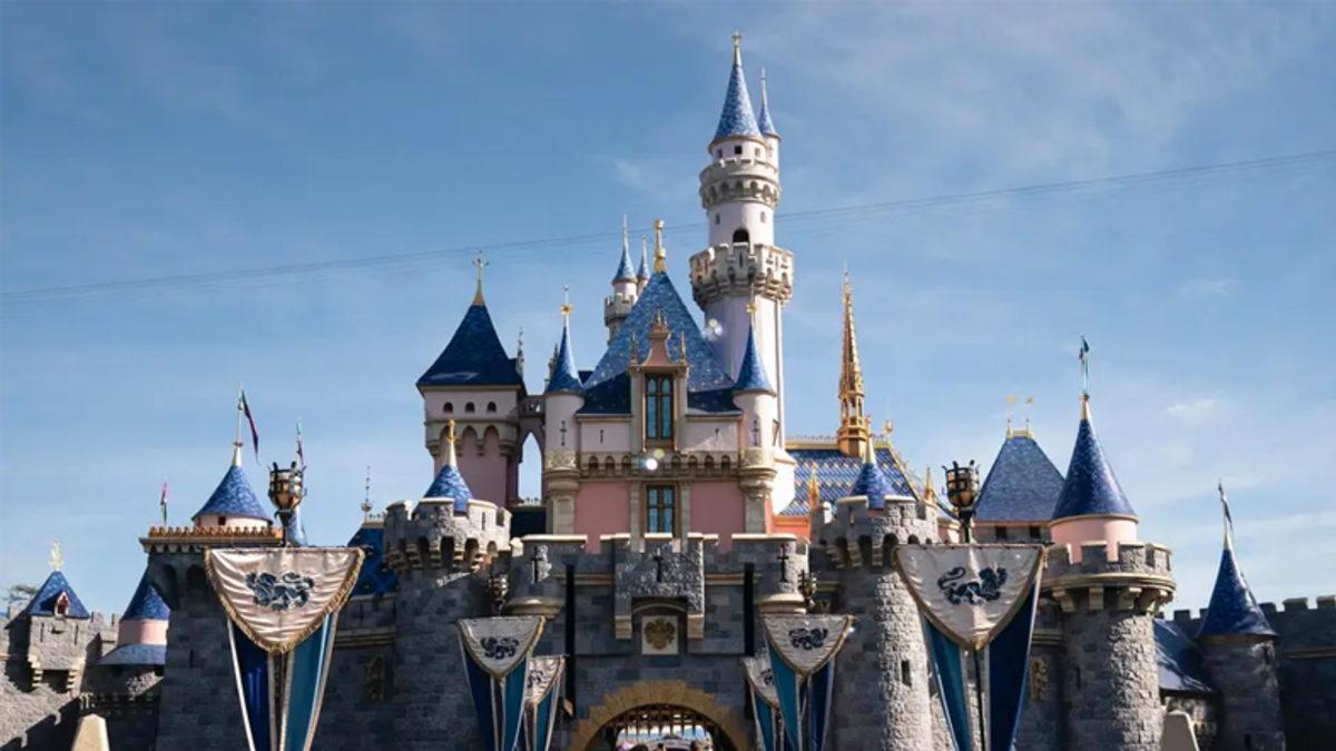 Twitter, Şirket Çapında Yapılacak Disneyland Gezisini Elon Musk Yüzünden İptal Etti