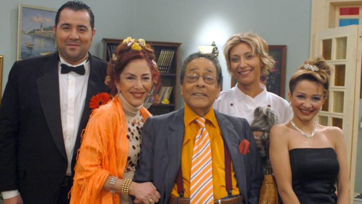 Biraz da Gülelim Canım: Sıra Dışı Aileleri Konu Alan Birbirinden Komik 10 Sitcom Dizisi