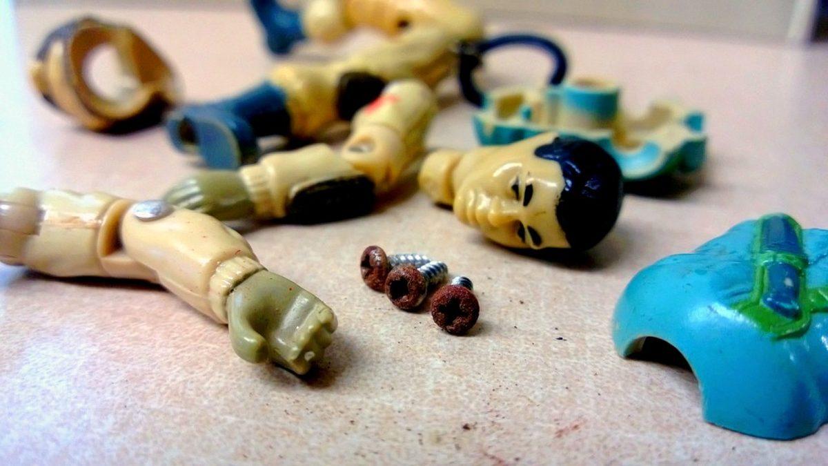 İş Makinesi İzleme Dürtümüzün Altında Yatan Bilimsel Sebep: Işık Görmüş Böcek Gibi Oluyoruz!