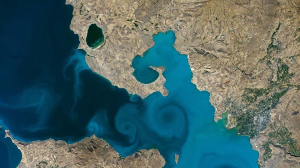 Pamuk Eller Oy Vermeye: Van Gölü Fotoğrafı, NASA’nın Fotoğraf Yarışmasında Yarı Finalde