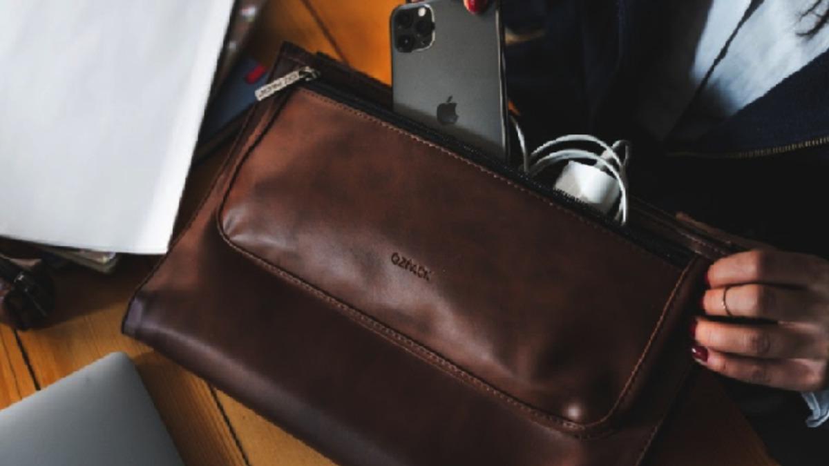 Ömür Boyu Garanti Veren Yerli Marka Ozpack’in Laptop ve Tablet Çantalarını Sizin İçin Seçtik