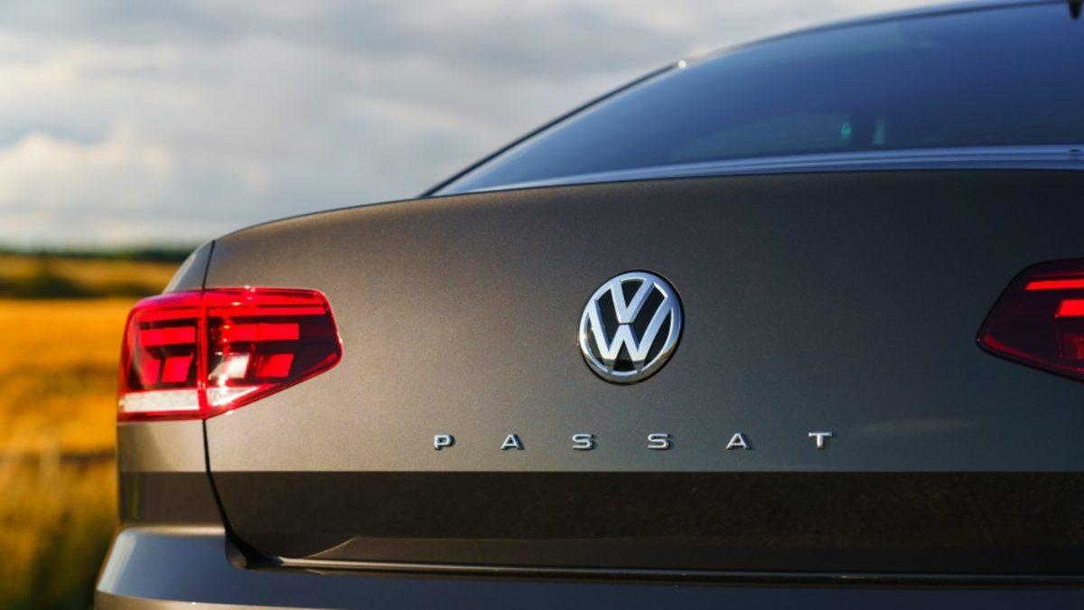 Volkswagen Kendi Şakasının Kurbanı Oldu: Şirketin Hisseleri Düştü