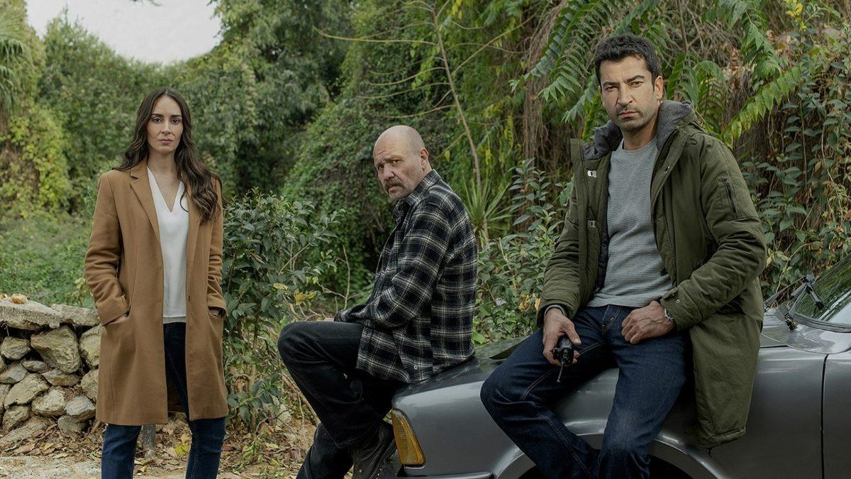 Canlandırdığı Pek Çok Karakter Hafızalara Kazınan Kenan İmirzalıoğlu’nun Rol Aldığı En İyi Film ve Diziler