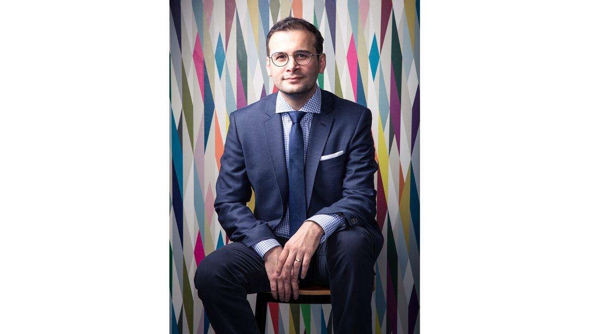 Dünyanın En Büyük Uzaktan Eğitim Şirketinin Sahibi Bir Türk: Eren Bali Kimdir?