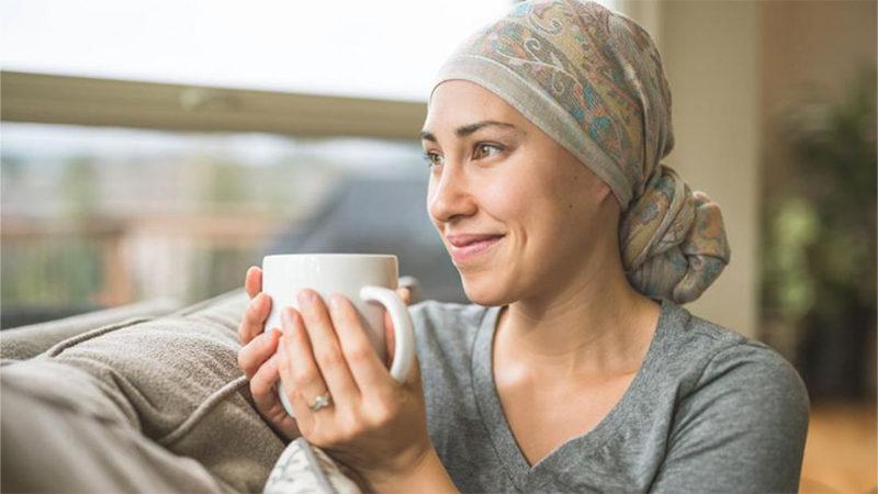 Kansere Yakalanan İnsanların Saçları Neden Bir Anda Dökülür?