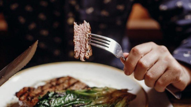 Fazla Kırmızı Et Tüketmenin Ölüm Riskini Artırdığı Keşfedildi: Biz Zaten Yiyemiyorduk ki...