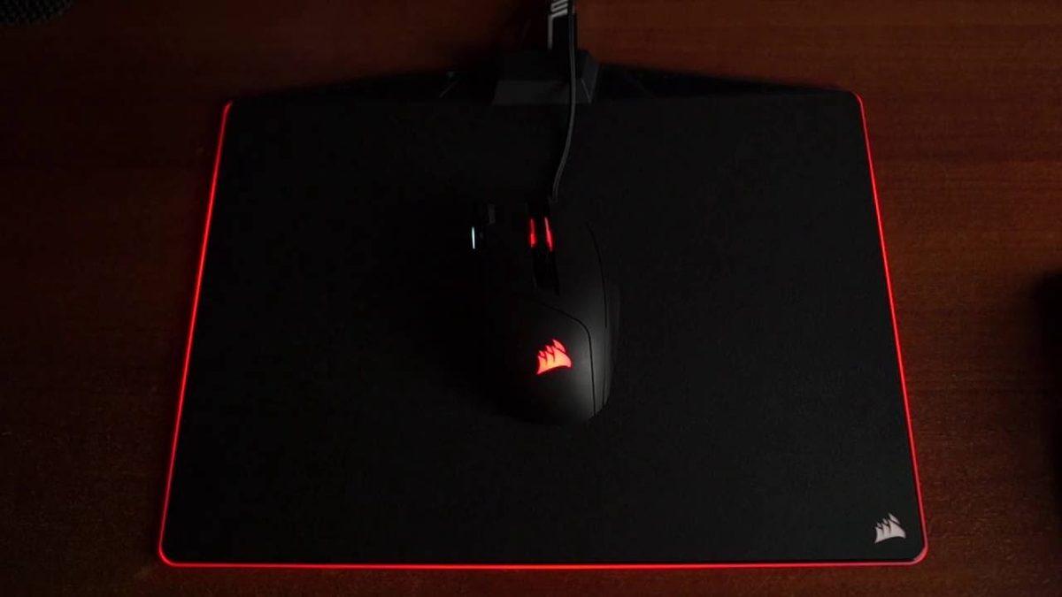 Oyun Zevkinizi Katlayıp Masanıza Renk Katacak 8 Kaliteli RGB Mousepad Tavsiyesi