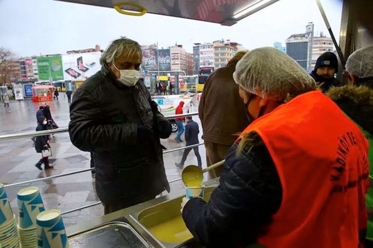 CİMER’e Yapılan Akıllara Ziyan 10 Şikayet: Çorbayla Çip Taktılar Diyeni mi Ararsın, Soğanlı Menemen Tartışmasını mı...