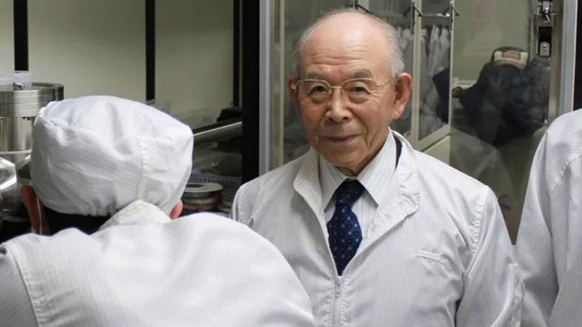 Led Teknolojisinde Devrim Yapan Japon Bilim İnsanı Akasaki Hayatını Kaybetti