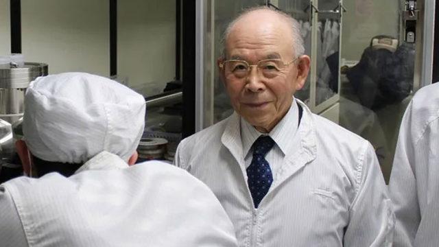 Led Teknolojisinde Devrim Yapan Japon Bilim İnsanı Akasaki Hayatını Kaybetti