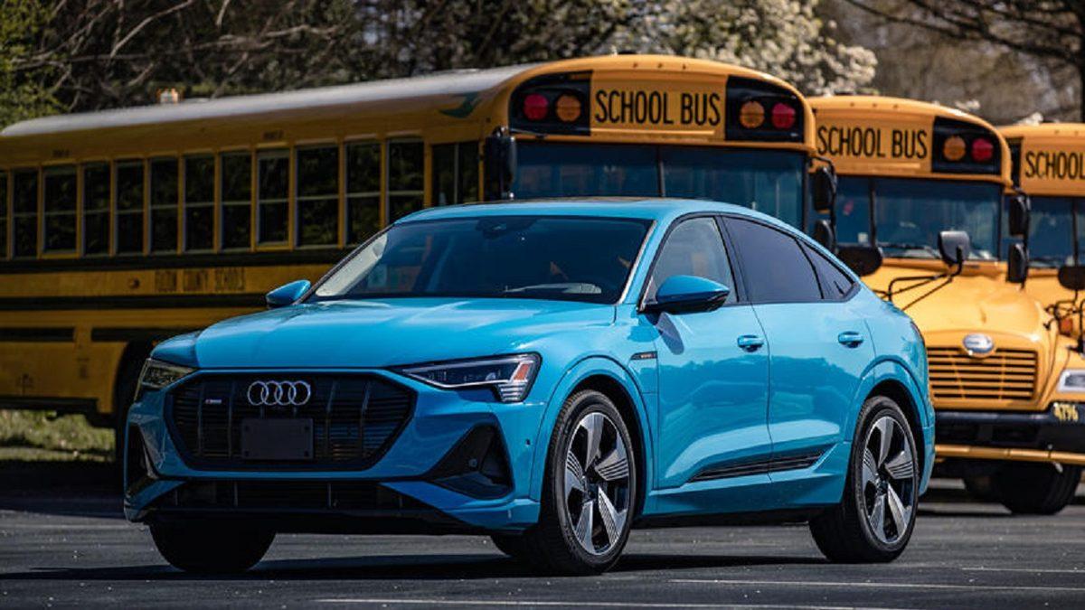 Audi, Okul Bölgelerinde Güvenli Sürüş İçin ’Araçtan Her Şeye’ Teknolojisini Test Etmeye Başlıyor