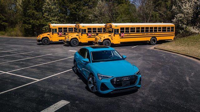 Audi, Okul Bölgelerinde Güvenli Sürüş İçin ’Araçtan Her Şeye’ Teknolojisini Test Etmeye Başlıyor