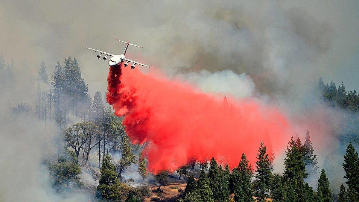 Orman Yangınlarına Müdahalede Uçaklardan Bırakılan Kırmızı Karışım Tam Olarak Nedir?