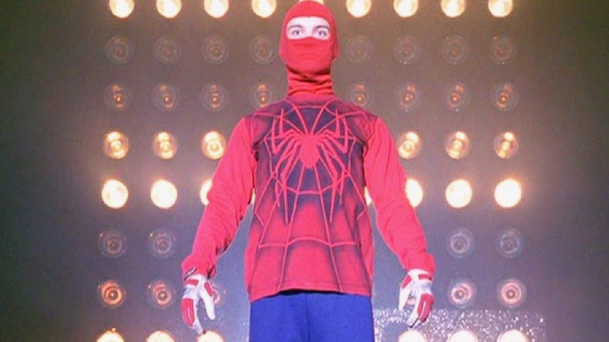 Spider-Man Filmlerini İzleyen Gerçek Hayranların Tamamını Doğru Cevaplayacağı Test