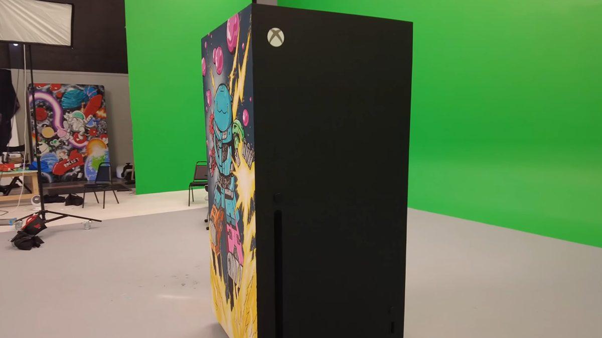 YouTuber, Dünyanın En Büyük ’Xbox Series X’ini İnşa Etti: Buzdolabı Boyutunda ve Gerçekten Çalışıyor! [Video]