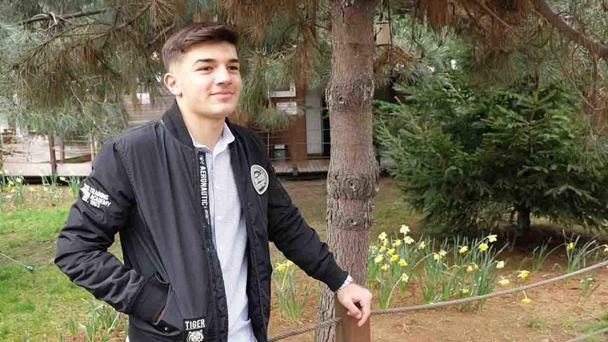 ’Türk Lise Öğrencisi Apple’ın Reklam Yüzü Olacak’ İddiası Yalan Çıktı