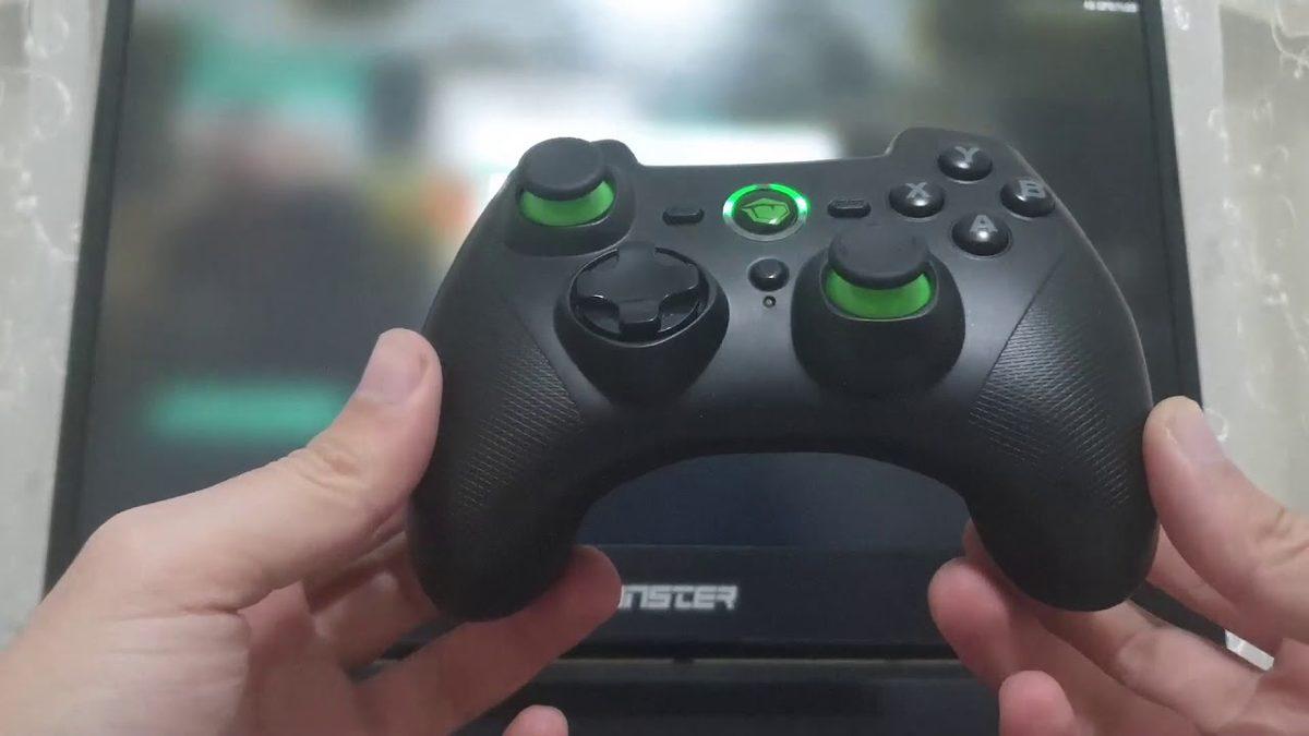 Oyun Deneyiminizi Daha İyi Bir Noktaya Getirecek 9 Gamepad Tavsiyesi