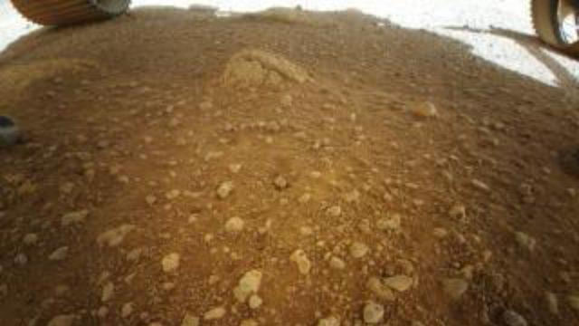 NASA, Mars Helikopteri Ingenuity’den Gelen İlk Renkli Fotoğrafı Paylaştı