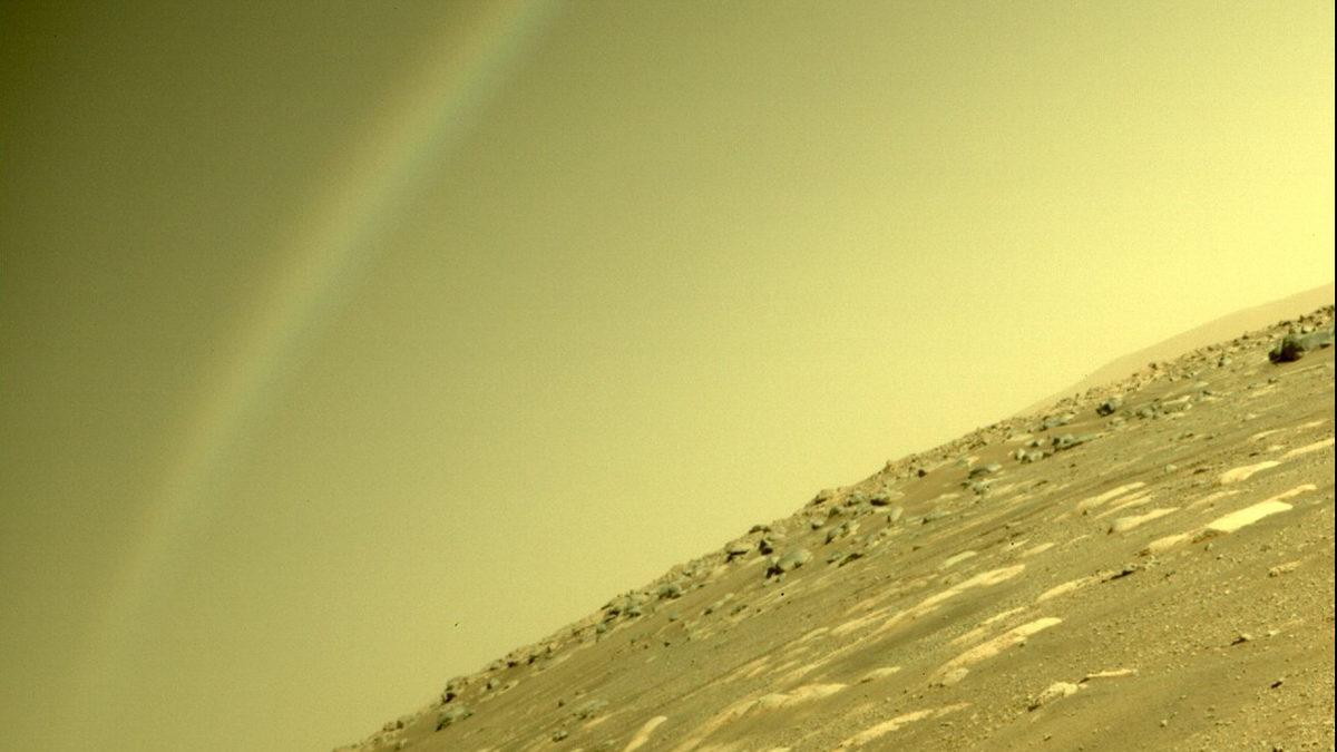 NASA, Mars’taki Gökkuşağının Sırrını Açıkladı