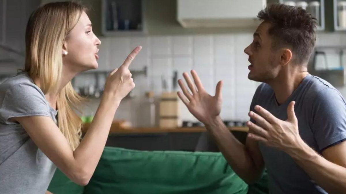 Karşınızdaki İnsanın Size Yalan Söyleyip Söylemediğini Nasıl Anlarsınız?