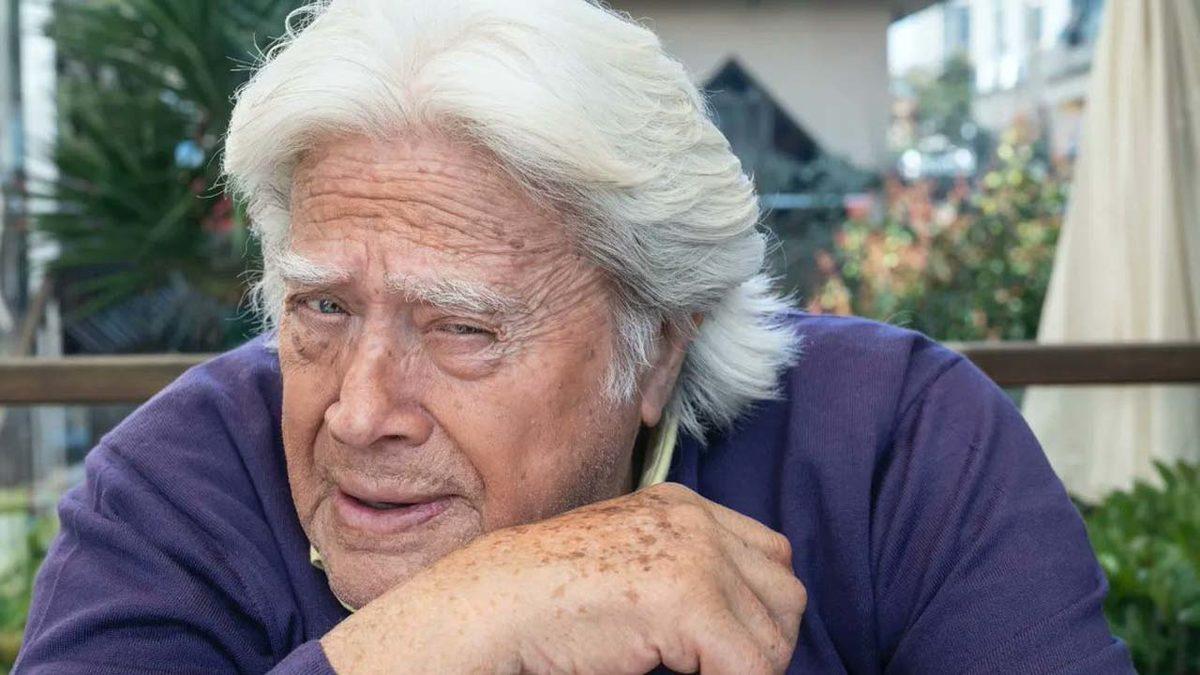 Türk Sinemasının İlk Süper Kahramanı Cüneyt Arkın Hayatını Kaybetti: Sanat Dünyası Yasta!