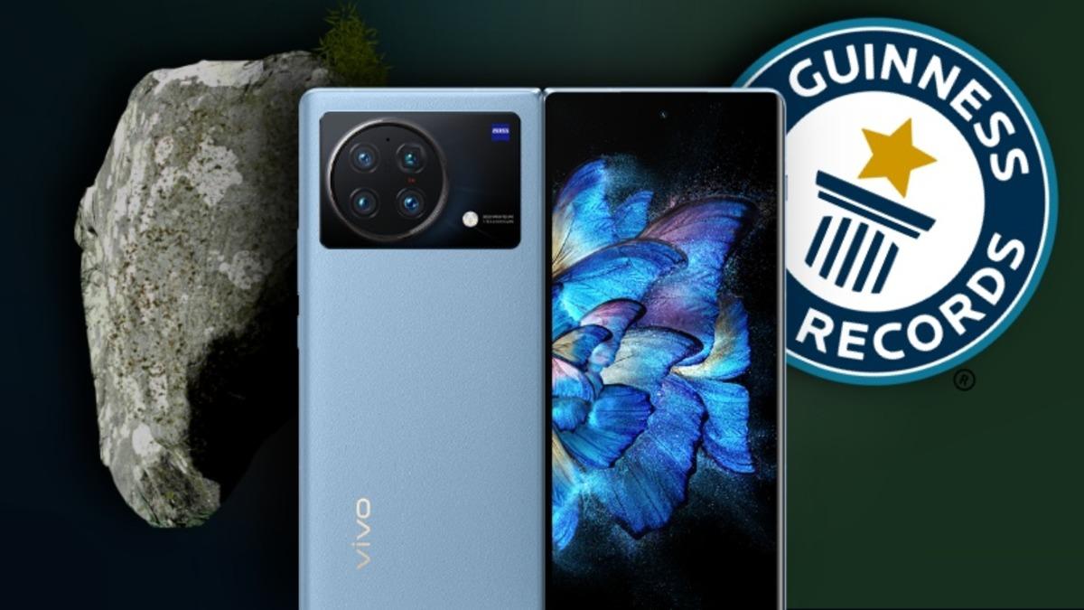 Vivo X Fold, Guinness Rekorlar Kitabı’na Girdi: 270 Saat Boyunca Canlı Yayında Sağlamlık Testi  Yapıldı[Video]