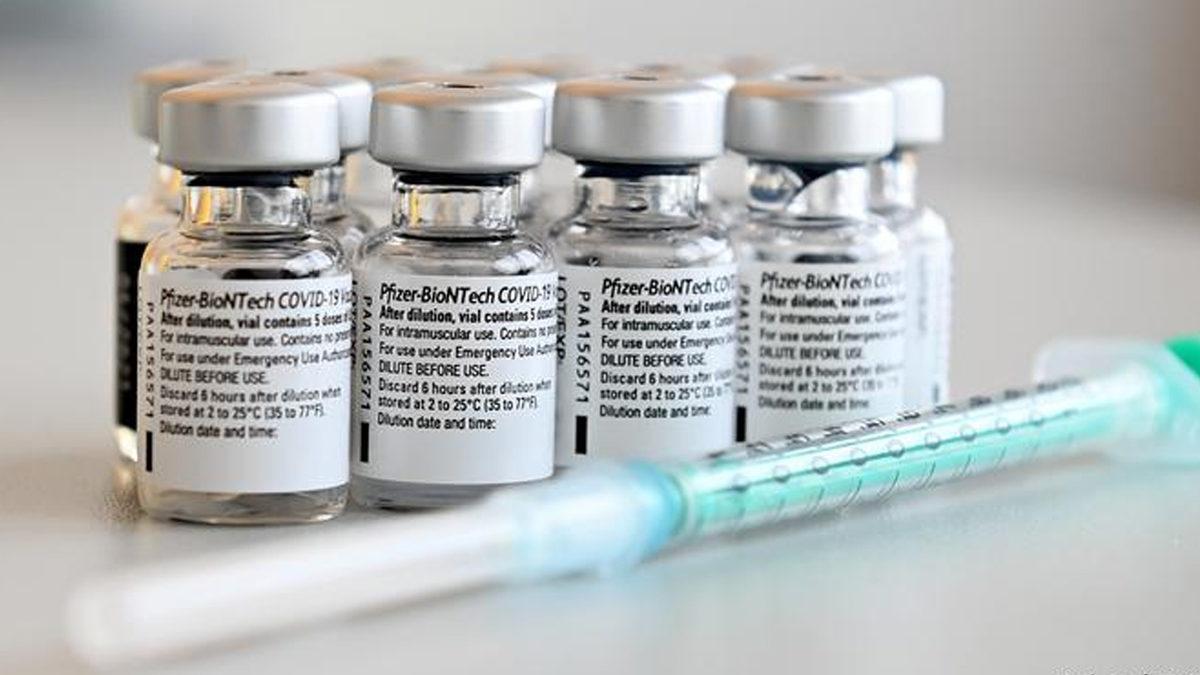 Türk Profesörden Acı Dolu Koronavirüs Aşı Açıklaması: Randevuya Gelmeyenlerin Aşıları Ziyan Oluyor