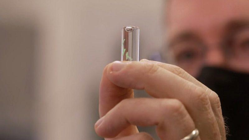 Pentagon, Deri Altına Yerleştirilerek COVID-19’u Semptomlar Oluşmadan Tespit Eden Mikroçip Geliştirdi