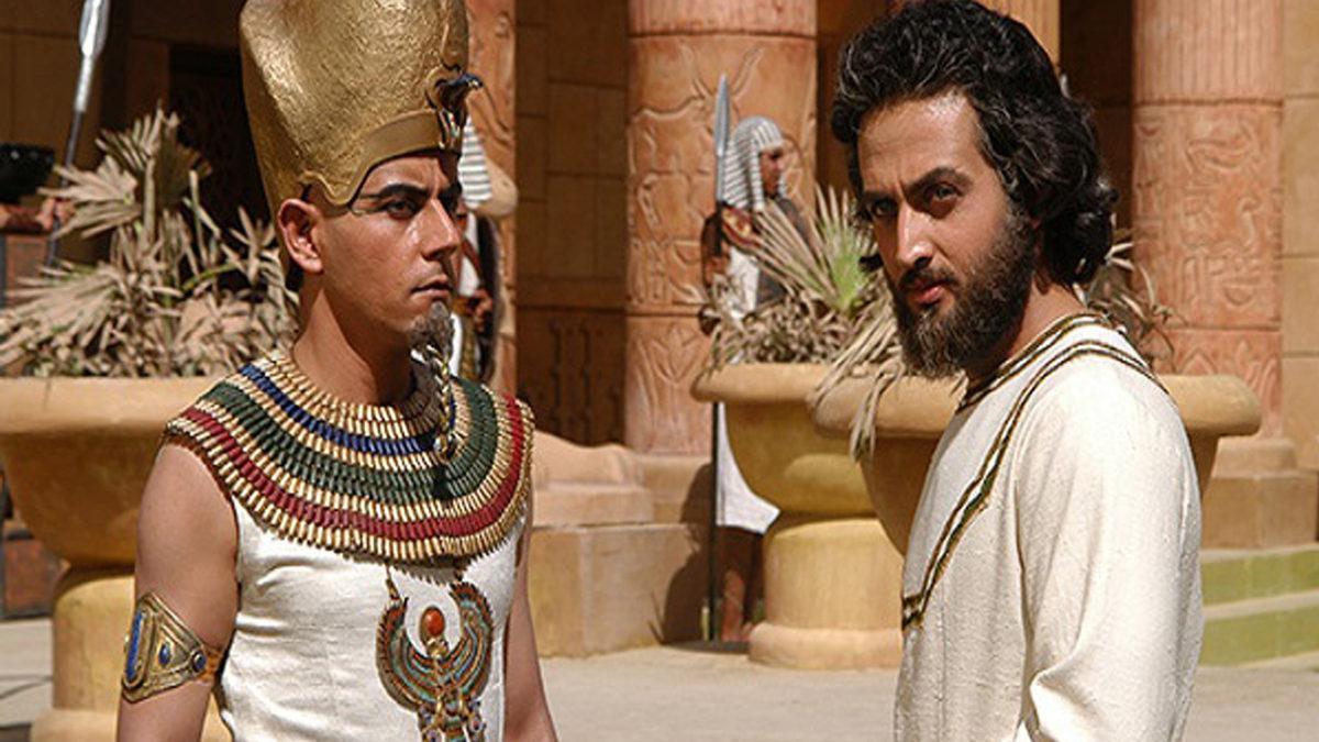 Ramazan Ayının Geldiğinin Habercisi Olan 8 Film ve Dizi