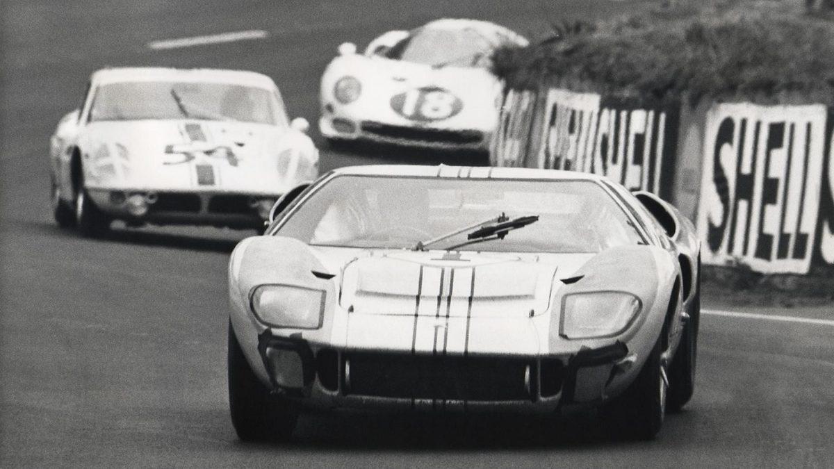 Ford’un Ferrari’yi Satın Alamayınca Ürettiği Canavar: Ford GT40’ın Ders Çıkarılacak Üretim Hikayesi