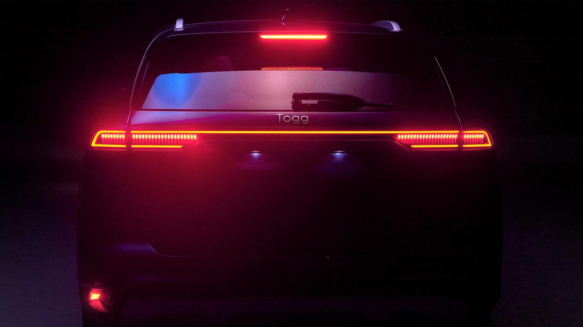 TOGG, Otobanda Hız Testi Yaparken Görüntülendi: 200+ Km/s Hız İle Toz Yutturdu [Video]